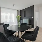 Symphony Modern Tower 公寓式酒店