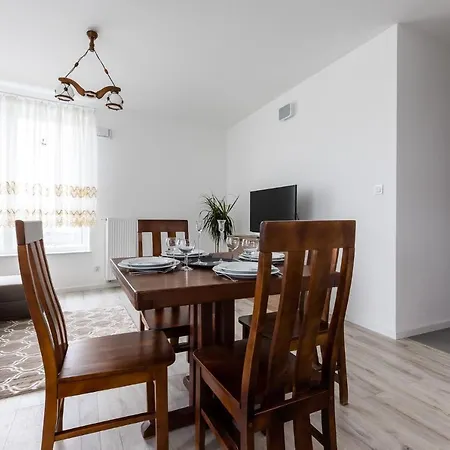 Symphony Modern Tower グディニャ