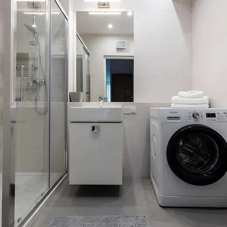 Symphony Modern Tower 3*