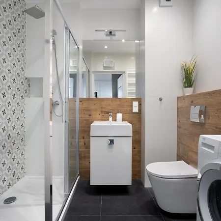 Symphony Modern Tower グディニャ