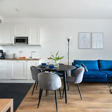 Symphony Modern Tower By Ina Hotel apartamentowy 3*