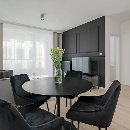 Symphony Modern Tower Lejlighedshotel