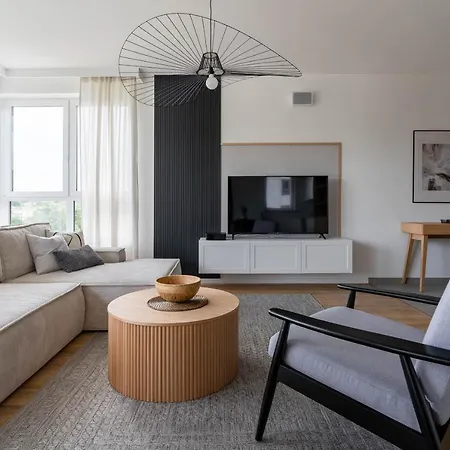 Symphony Modern Tower 3*