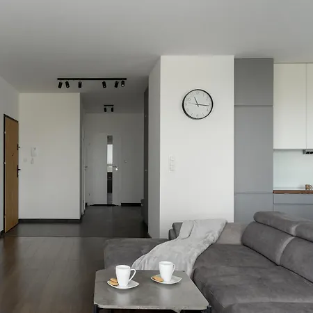 Aparthotel Symphony Modern Tower
