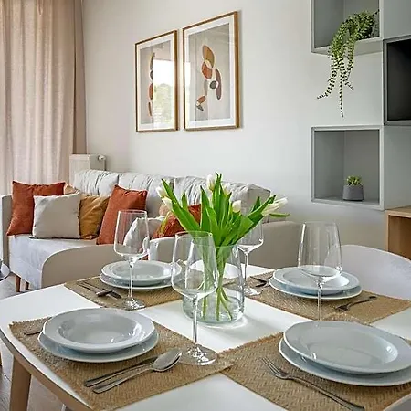 Aparthotel Symphony Modern Tower By Ina Gdynia
