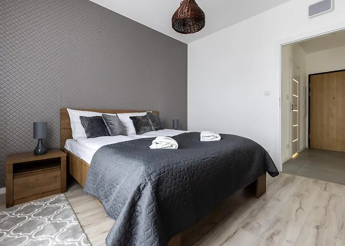 Aparthotel Symphony Modern Tower 3*