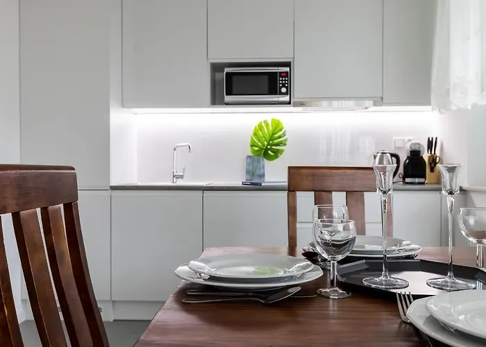 Symphony Modern Tower 格丁尼亚