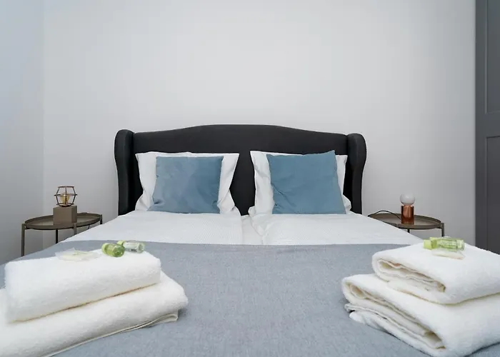 Aparthotel Symphony Modern Tower 3*