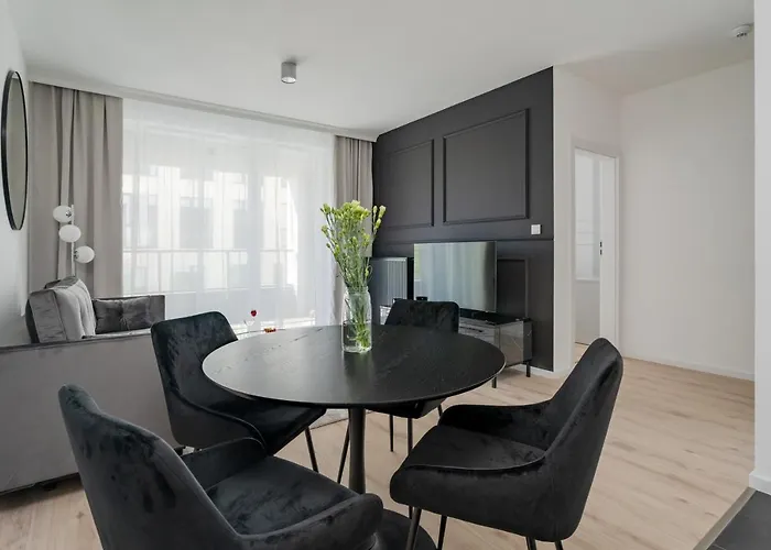 Symphony Modern Tower Aparthotel