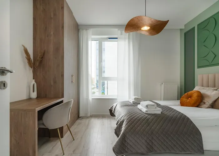 Symphony Modern Tower 3*